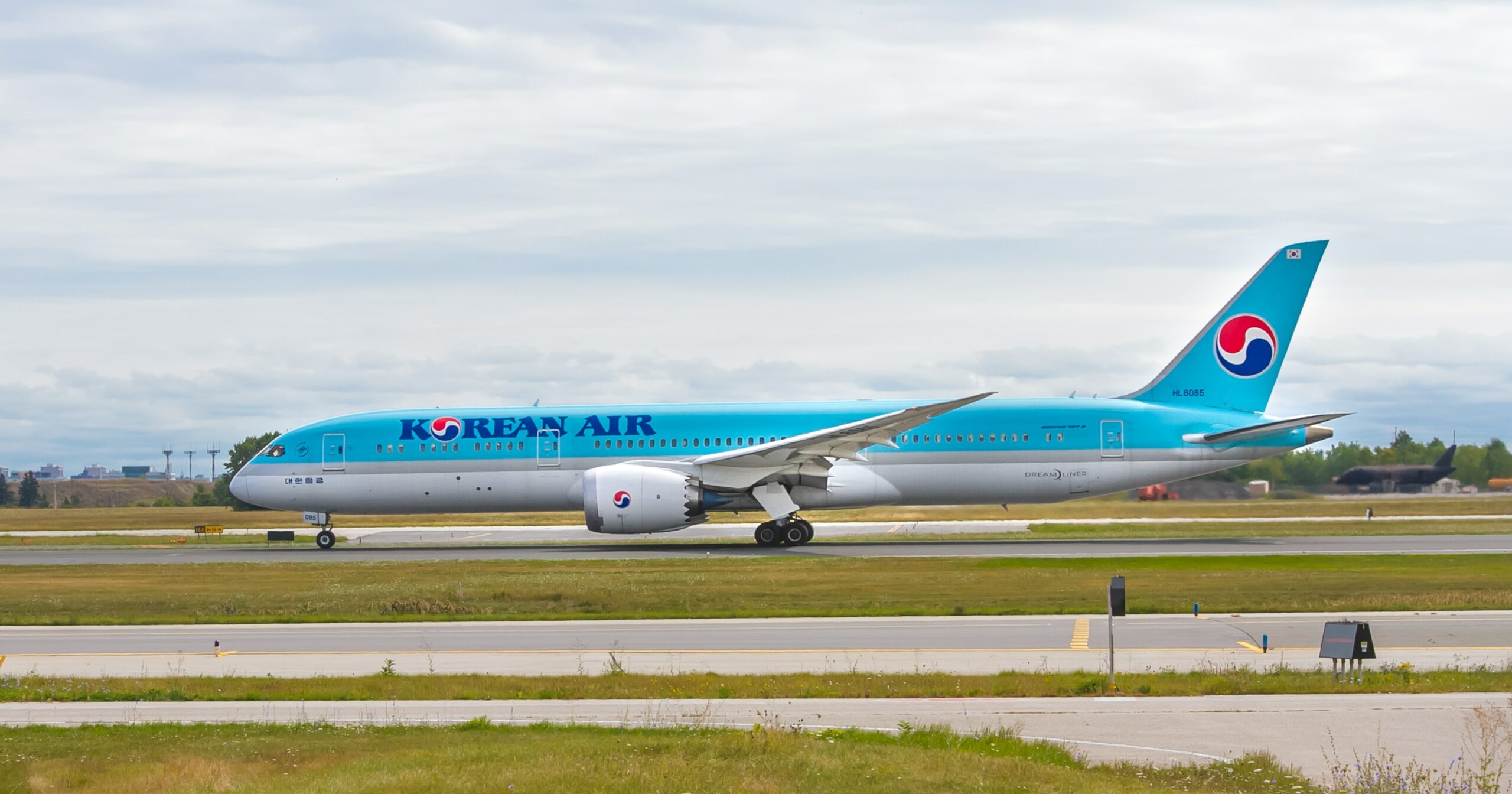 Maximize Your Skypass Miles: The Ultimate Guide to Earning and Redeeming with Korean Air in 2023